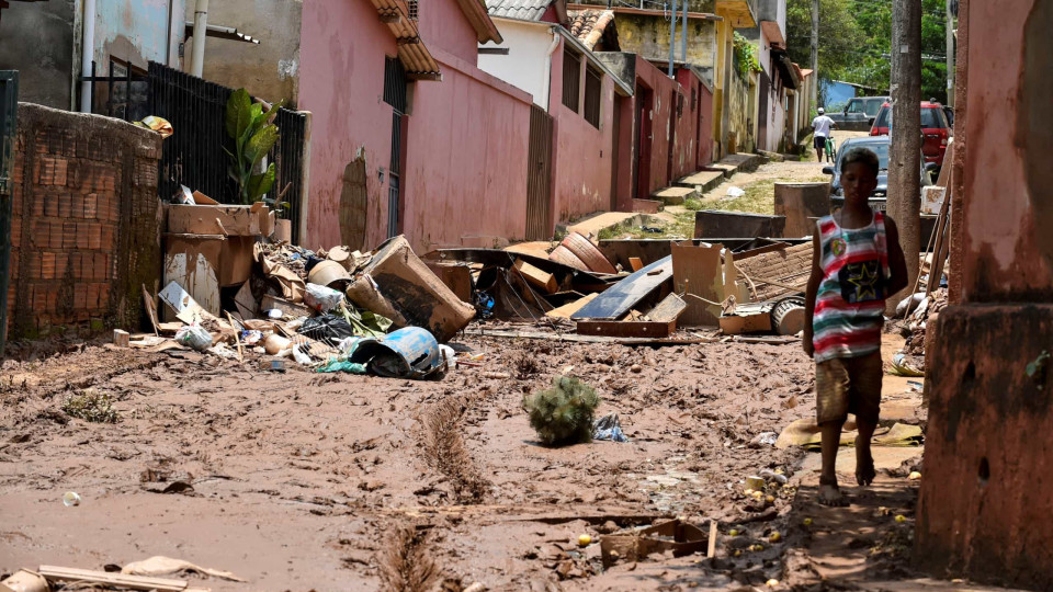 Cinquenta pessoas morreram em Minas Gerais devido às chuvas