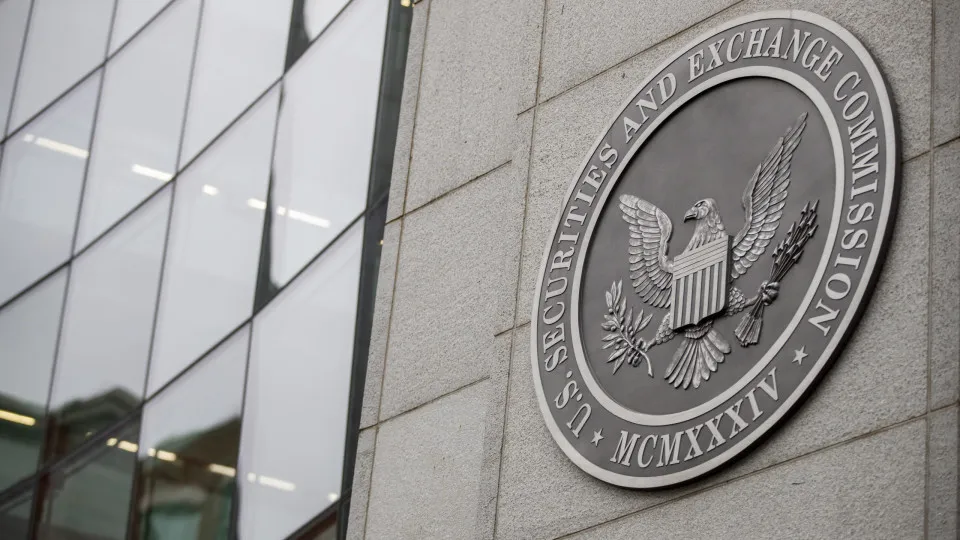 Auditora da Trump Media suspensa por "fraude" pela SEC dos EUA