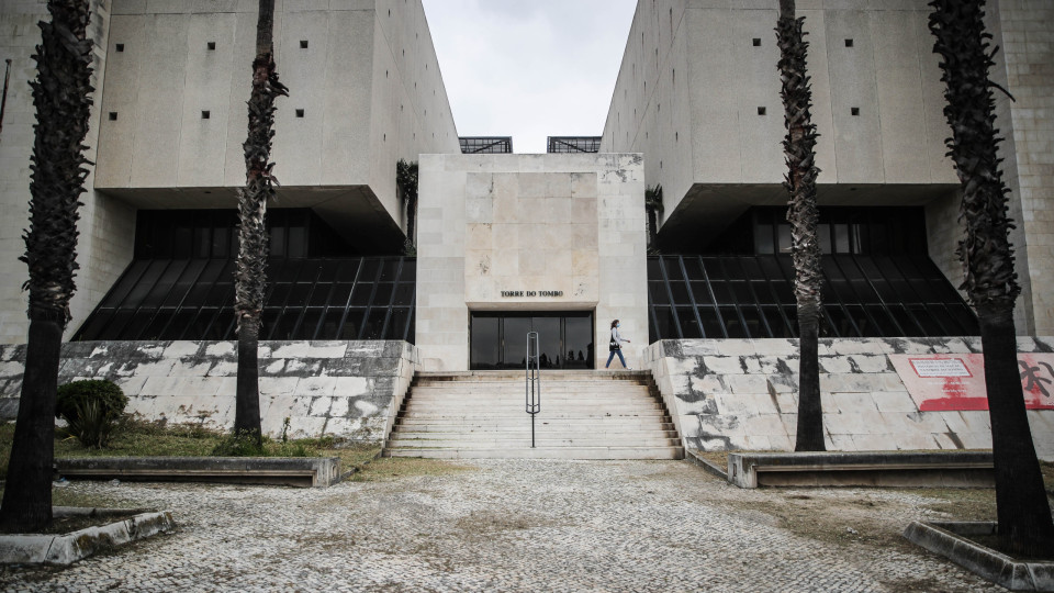 Exposição de fotografia evoca centenário de Urbano Tavares Rodrigues