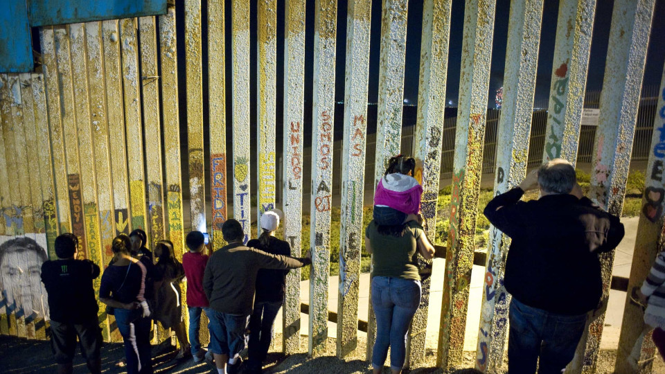 EUA detiveram perto de 50 mil migrantes na fronteira com o México