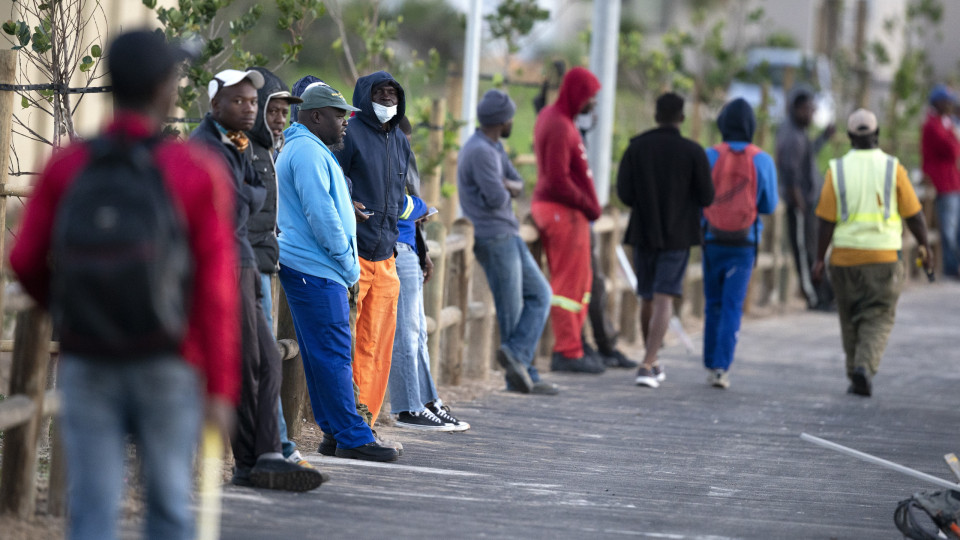 África do Sul com número recorde de casos num só dia