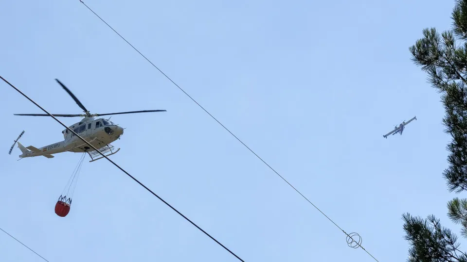 Reativação de incêndio em Marvão mobiliza 115 operacionais e oito meios aéreos