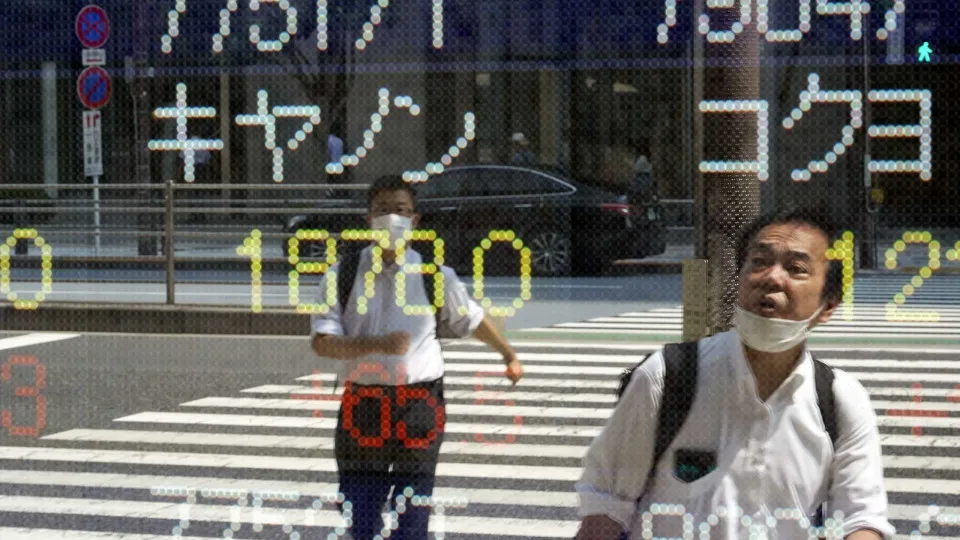 Bolsa de Tóquio abre a perder 1,36%