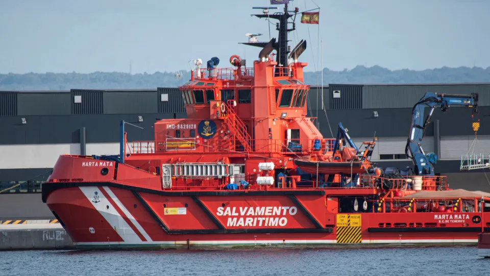 Spanish Salvamento Maritimo rescues 198 migrants at sea
