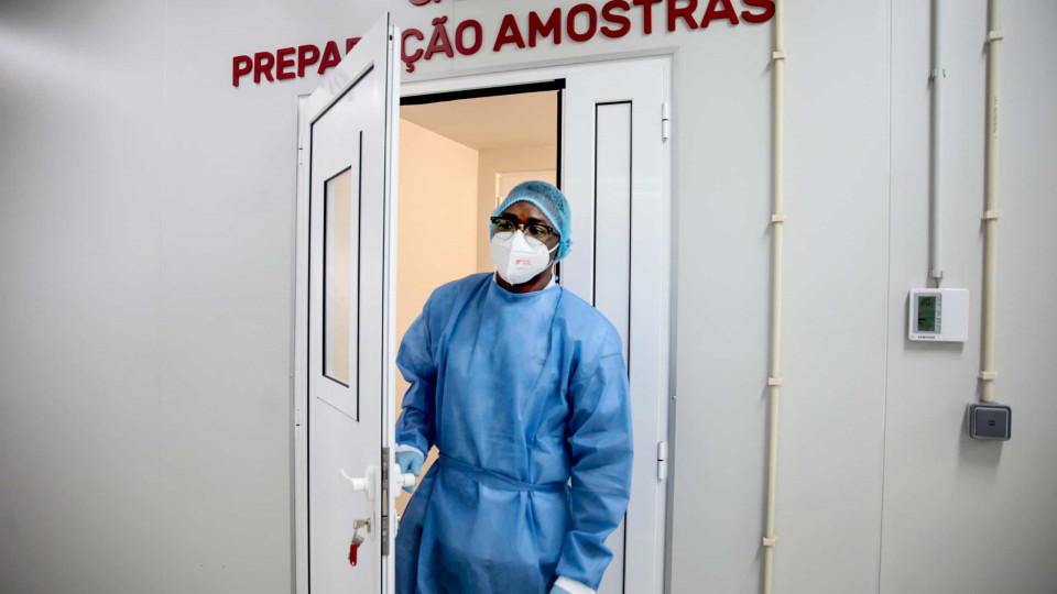 Angola com mais 167 casos positivos chega aos 900 mortos