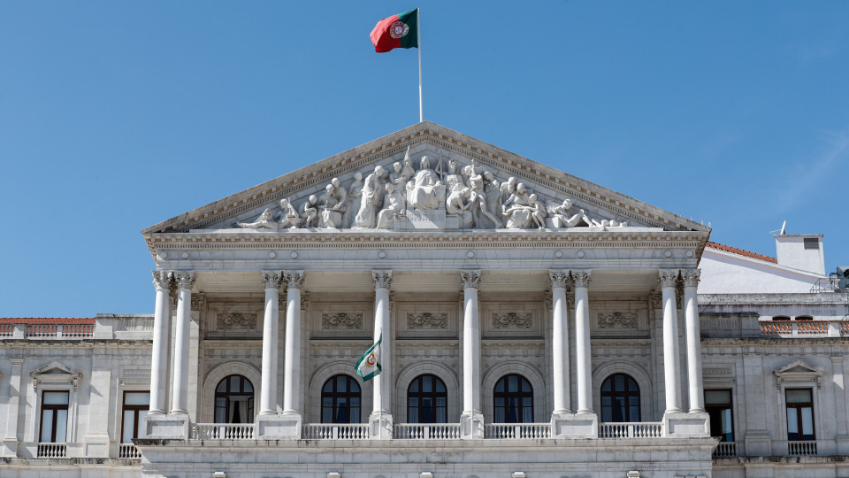 Programa do Governo chega hoje ao Parlamento após aprovação ministerial