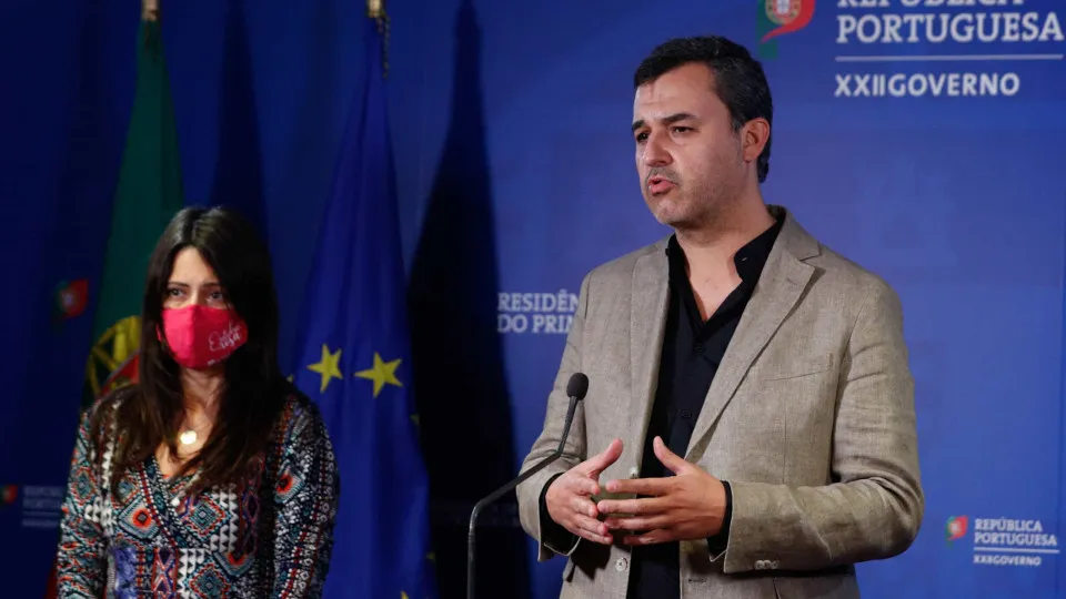PAN afirma que Governo pondera confinamento na 1ª. quinzena de dezembro