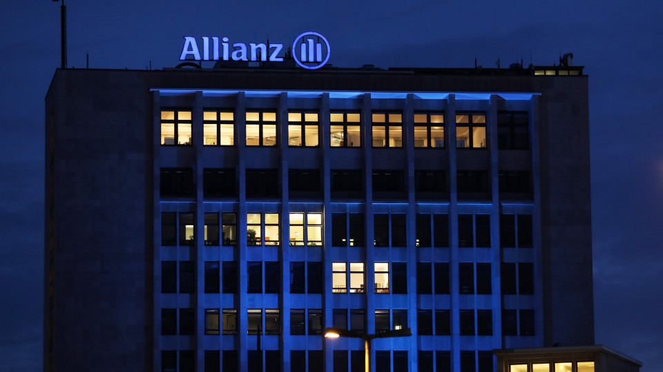Lucro da Allianz cai 31,5% até setembro para 4,7 mil milhões de euros