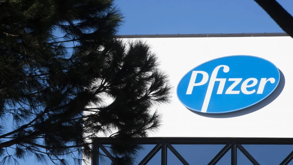 Lucro da Pfizer aumenta 43% impulsionado pela vacina contra a Covid-19