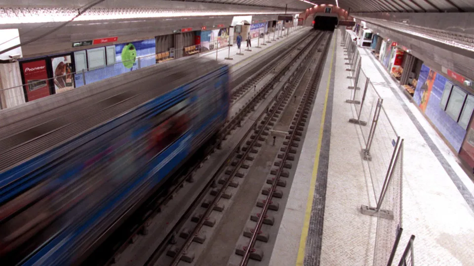 "Não há serviços mínimos". Metro de Lisboa fechado devido à greve 