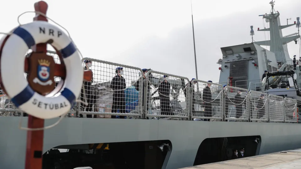 Navio da Armada portuguesa regressa após missão no Golfo da Guiné