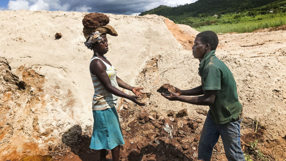 África do Sul aloca 10 milhões para compensar mineiros moçambicanos