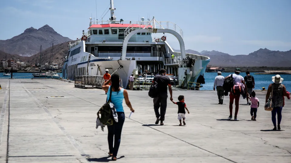 Cabo Verde. Consumidores contra aumentos nos transportes marítimos