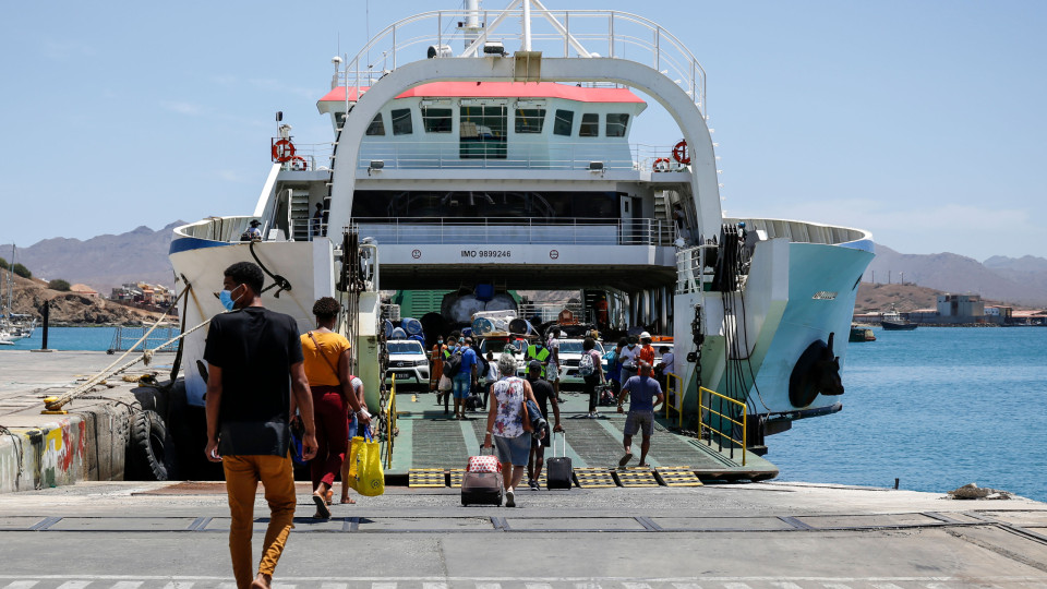 Primeiro de dois novos navios da CV Interilhas chega em junho