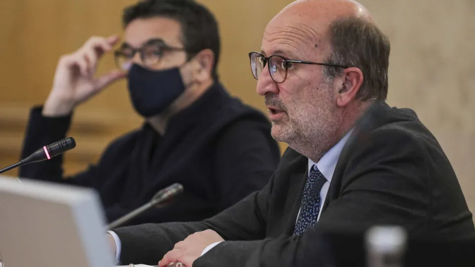 Dificuldades no setor dos resíduos podem "comprometer metas e futuro"