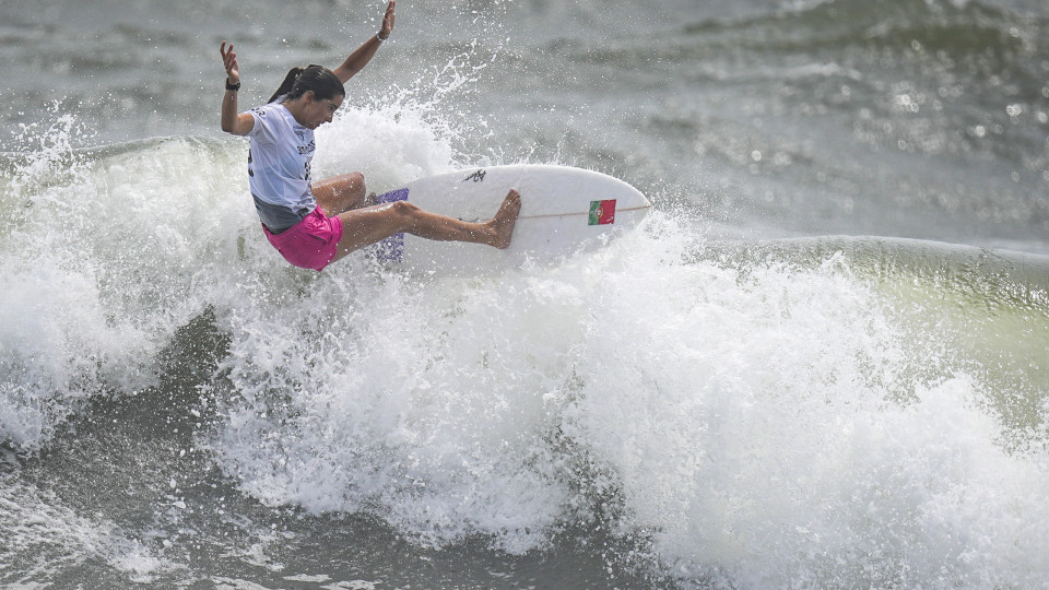 Teresa Bonvalot e Mafalda Lopes na segunda ronda do GWM Sydney Surf Pro