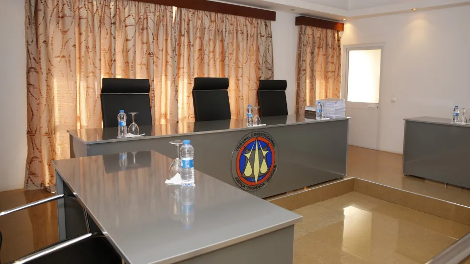 Hélio Sanches e Gilson Alves elevam para cinco os candidatos a Presidente de Cabo Verde