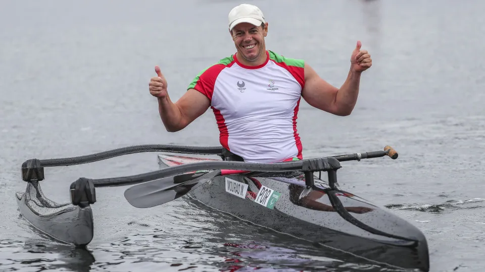 Marcelo felicita canoísta Norberto Mourão pelo bronze nos Paralímpicos