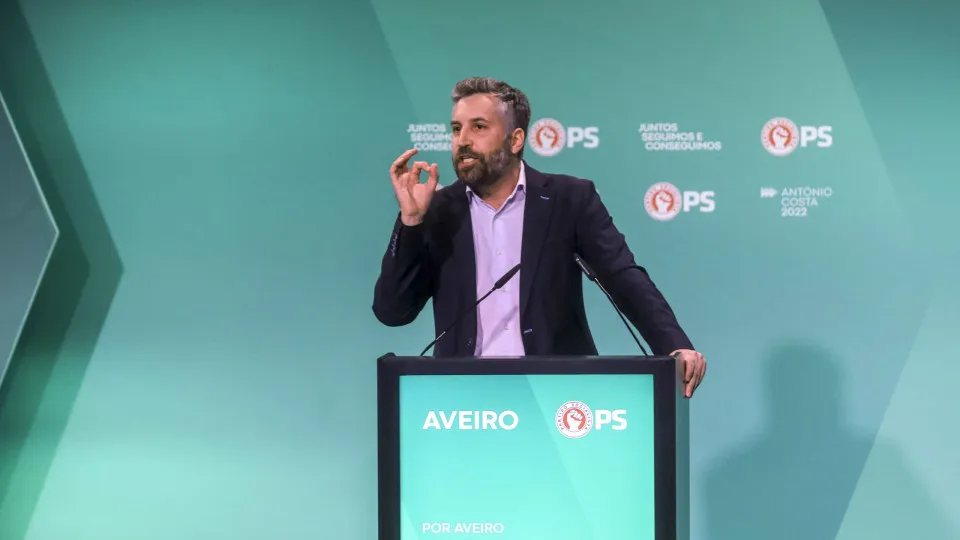 Pedro Nuno Santos ataca partidos de direita e esquece Bloco e PCP