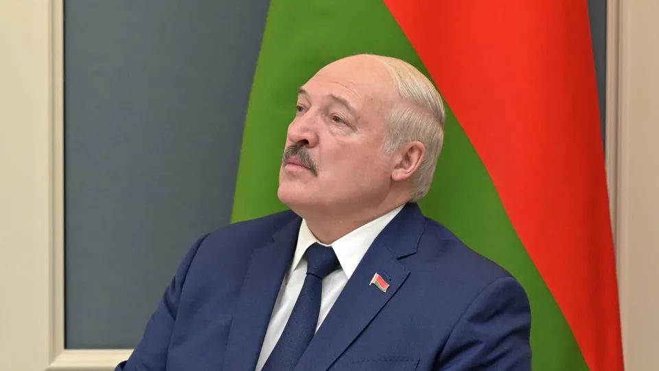 Ucrânia. Lukashenko diz que Bielorrússia não vai participar na invasão