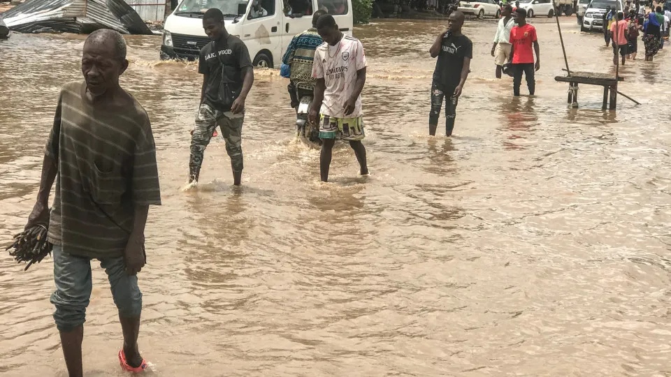 Moçambique: Ciclone Gombe provoca 11 mortes e ainda há distritos inacessíveis