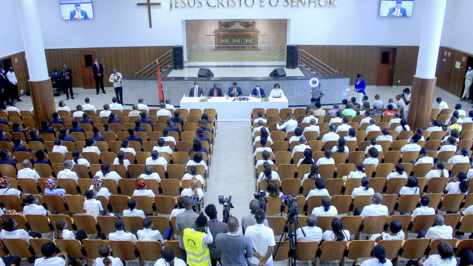 Fiéis da IURD Angola detidos por perturbação de culto religioso