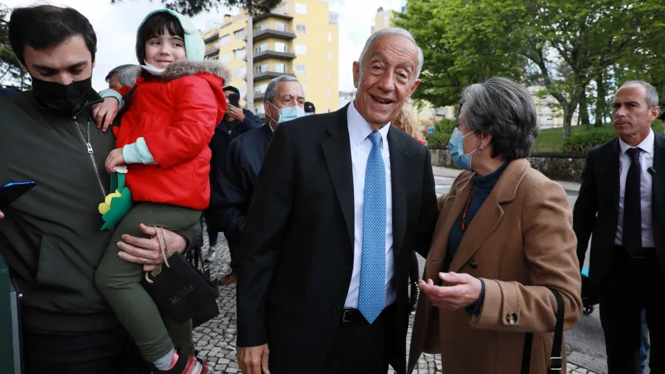 Covid. Marcelo lembra testes e apela à "sensatez" sobre uso de máscaras