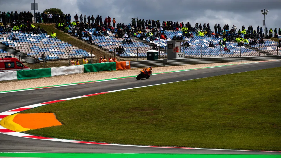MotoGP: Promotor confirma intenção de manter prova em Portimão em 2023