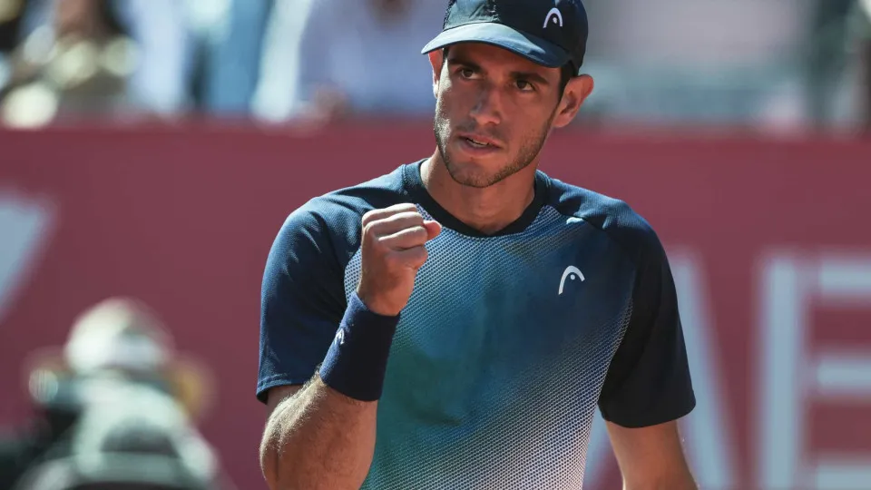 Nuno Borges estreia-se com vitória no 'qualifying' de Roland Garros