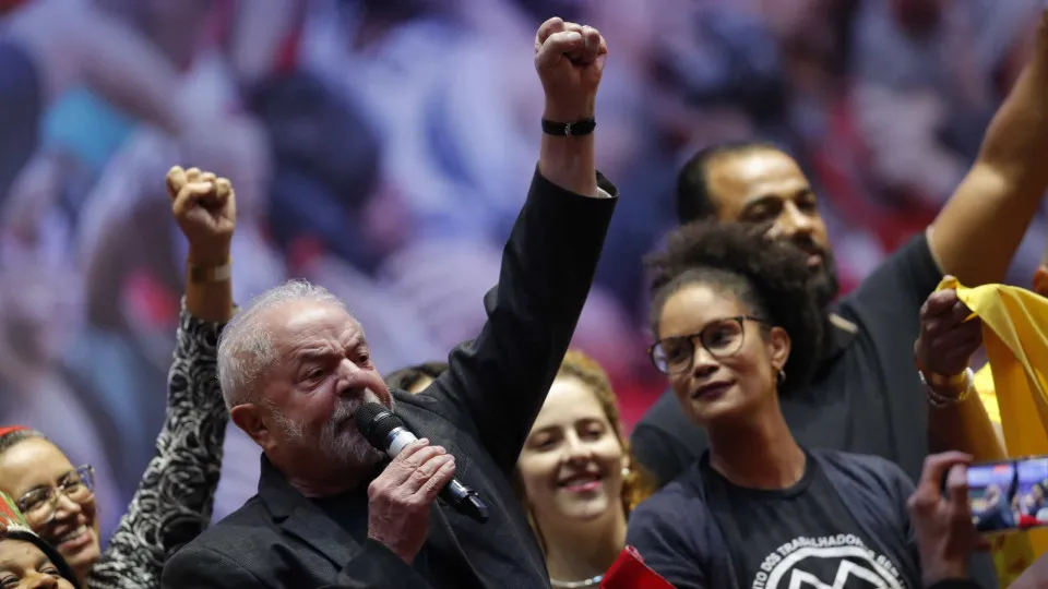 Eleição de Petro na Colômbia "fortalece" esquerda na América Latina