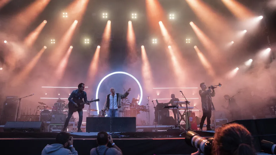 James, Ornatos Violeta, Slow J e Richie Campbell em agosto no Festival do Crato