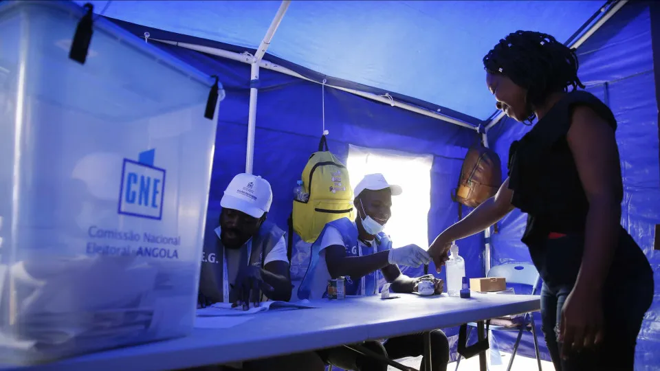 Todas as assembleias de voto já fecharam em Angola