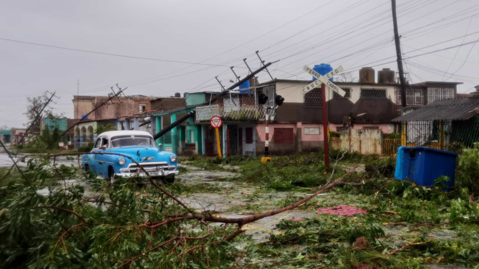 Eletricidade restabelecida parcialmente em Cuba após passagem de furacão