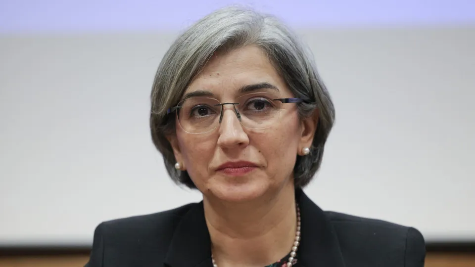 Governo compromete-se com novo modelo de juntas médicas até final do ano