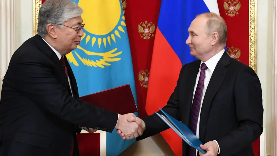 Rússia e Cazaquistão reafirmam unidade após tensões sobre a Ucrânia