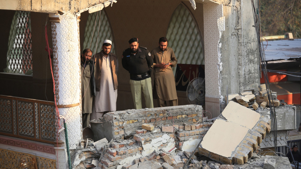 Talibãs reivindicam ataque no Paquistão que fez pelo menos 34 mortes