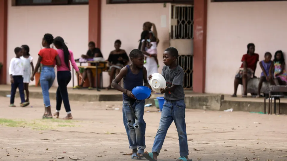 Unesco quer reforçar educação sexual de 30 mil estudantes em Moçambique
