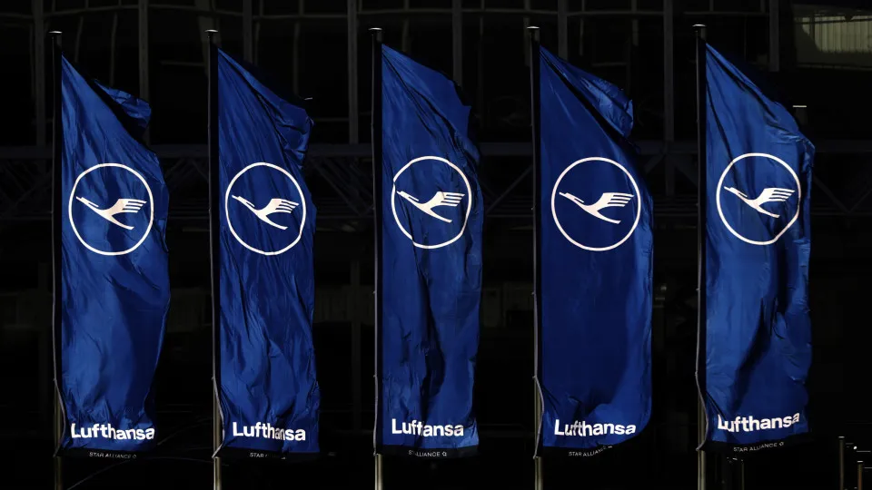 Lufthansa encomenda 40 aviões Boeing e 40 Airbus