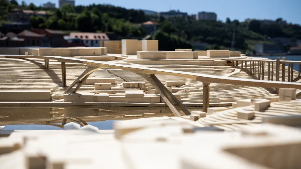 Lançamento do concurso público internacional para a construção da Linha Rubi (H) do Metro do Porto