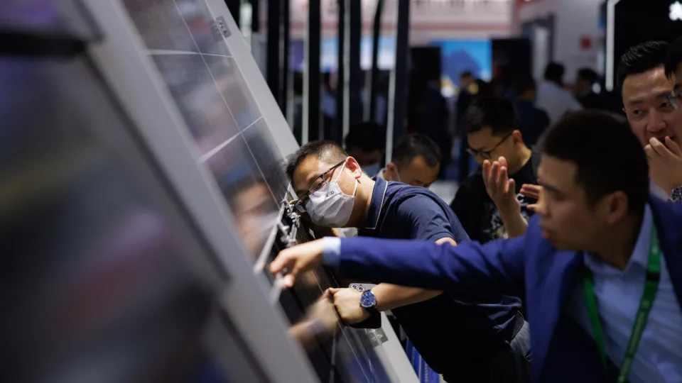 World's biggest solar energy expo kicks off in Shanghai