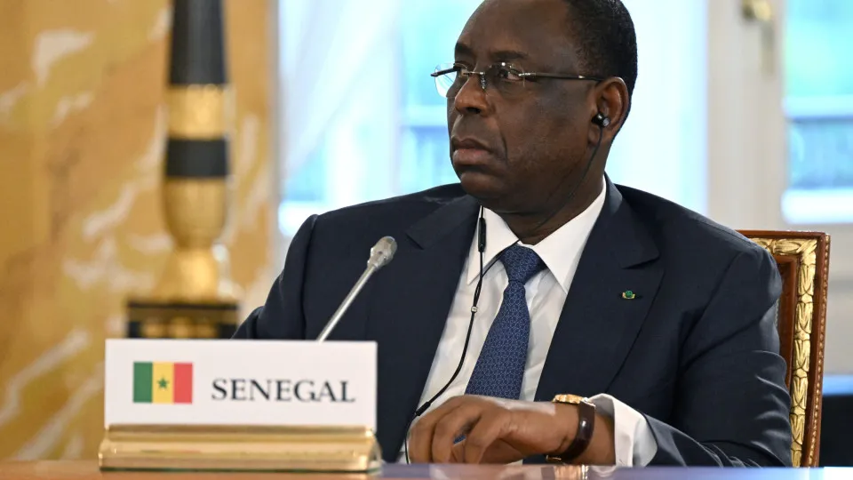 Presidente senegalês recebido por Marcelo e Costa em visita de Estado