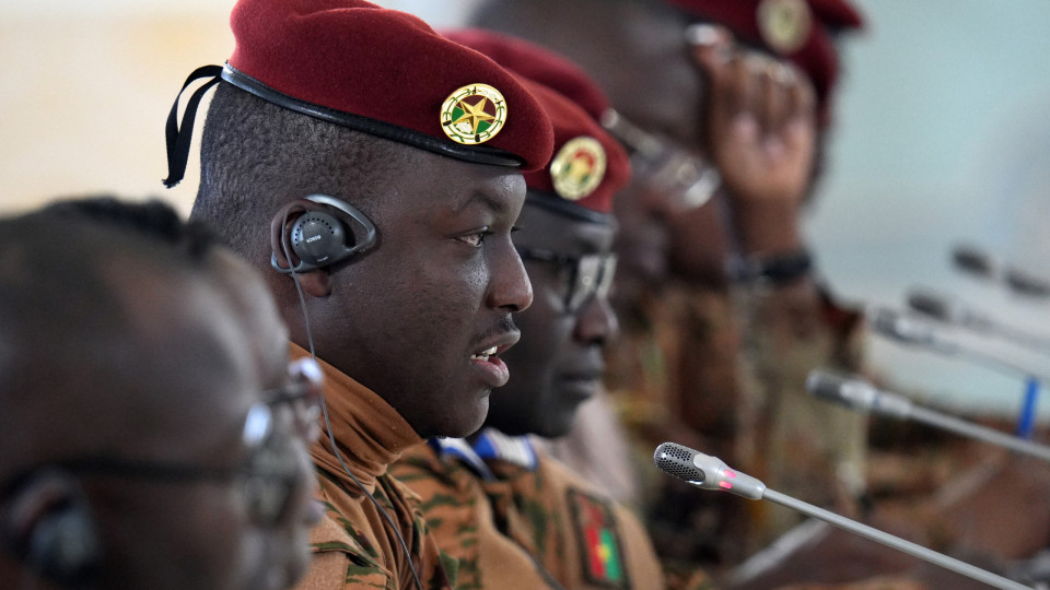 Rajadas de tiros ouvidas na capital do Burkina Faso