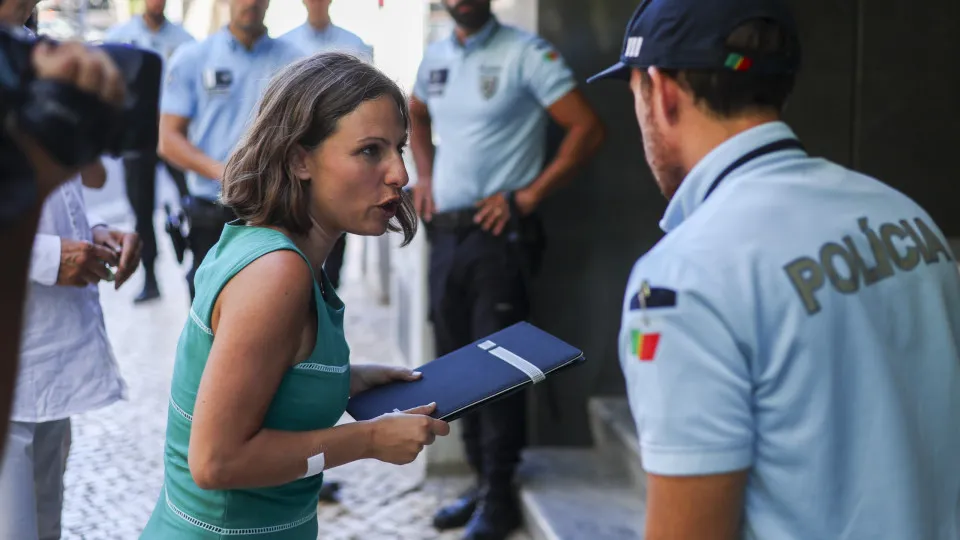 Sindicatos dos médicos e Governo sem acordo em quinta reunião negocial