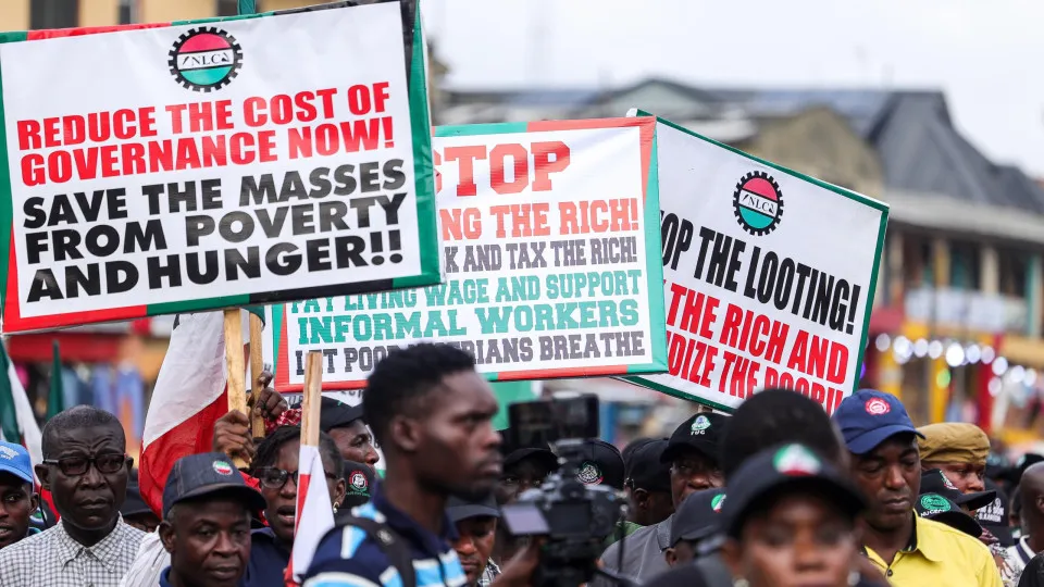 Nigéria. Menores entre acusados de traição por participação em protestos