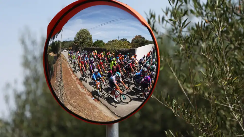 Stüssi vence no Larouco e é o novo camisola amarela da Volta a Portugal