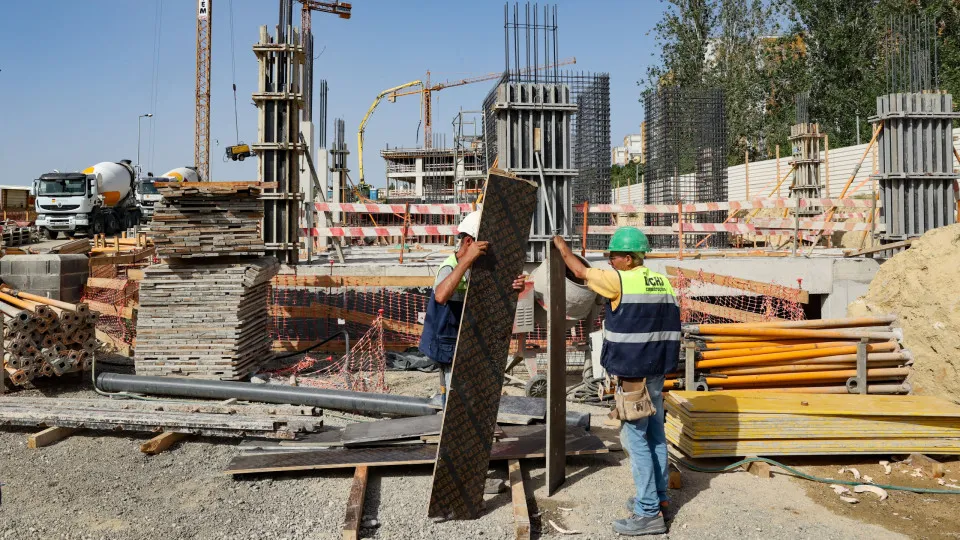 Custos de construção de habitação nova aumentam 3,3% em setembro