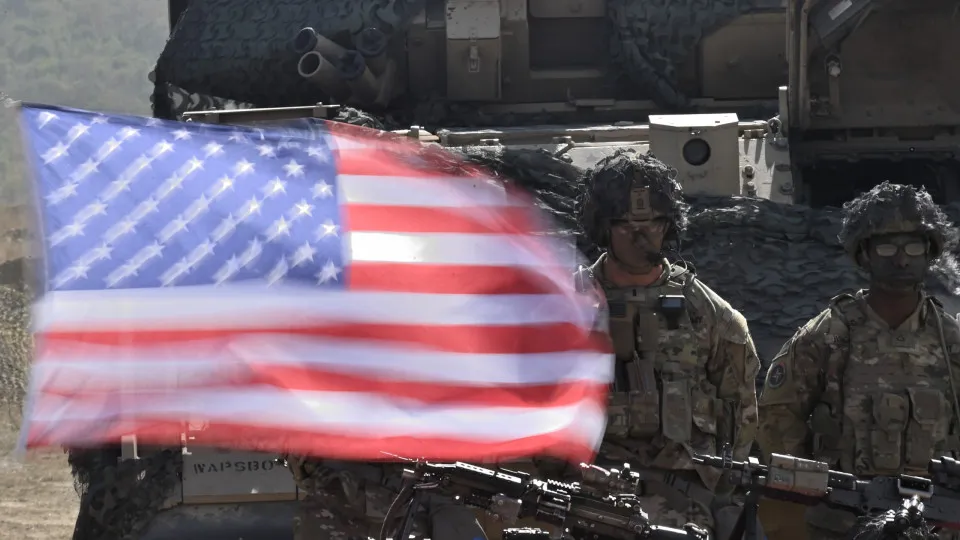 Estados Unidos mobilizam 900 militares para o Médio Oriente