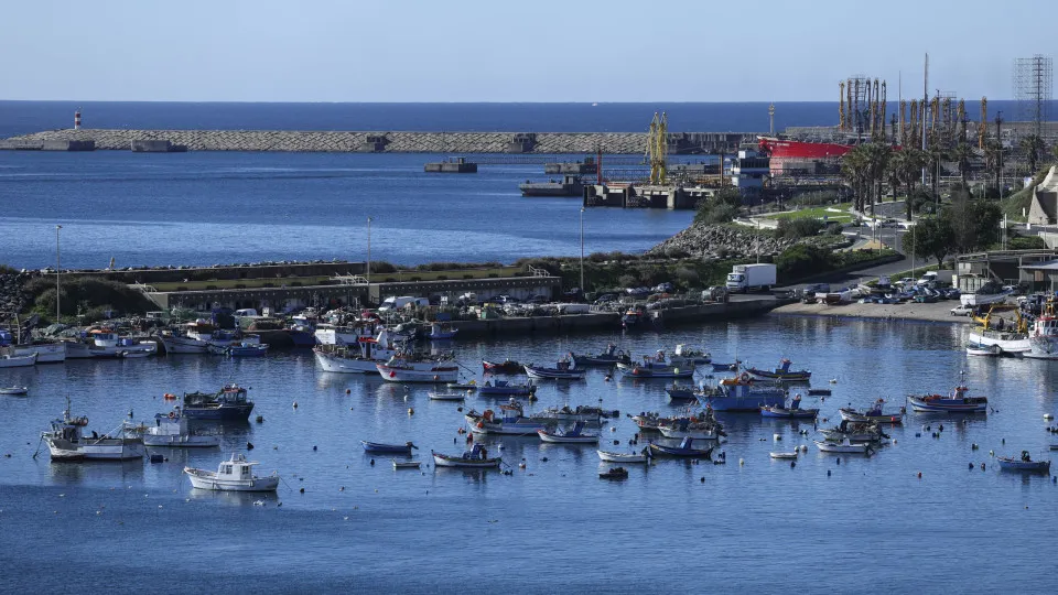 Pescadores acusam tutela de não estar preocupada com o setor