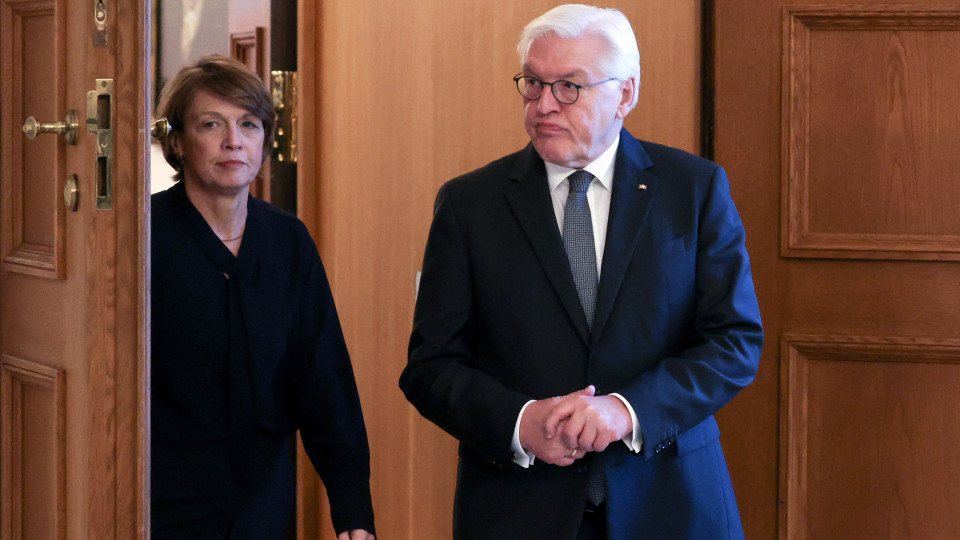 Presidente alemão reitera direito à defesa antes de viajar para Telavive