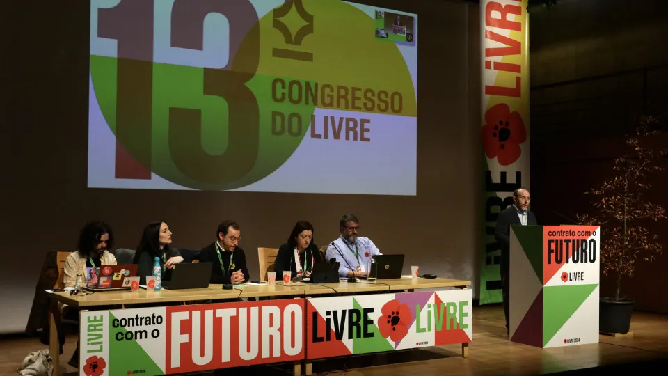 Livre propõe alargar IVG para as 14 semanas e 1% do PIB para a Cultura